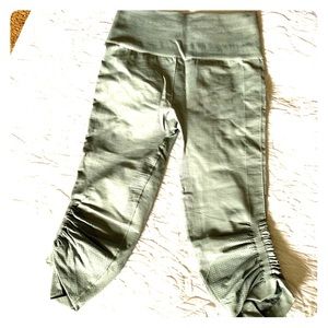 Lululemon Align leggings, sz 6